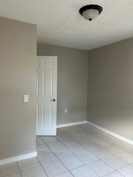 More Photos Of 7919 Grand Blvd, Port Richey Office For Lease