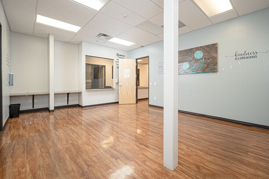 More Photos Of 4338 W Thomas Rd, Phoenix Storefront For Sale