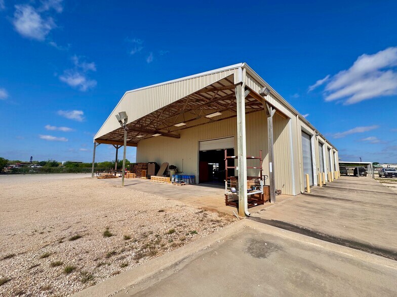 More Photos Of 224 Zander Ln, Pleasanton Warehouse For Sale