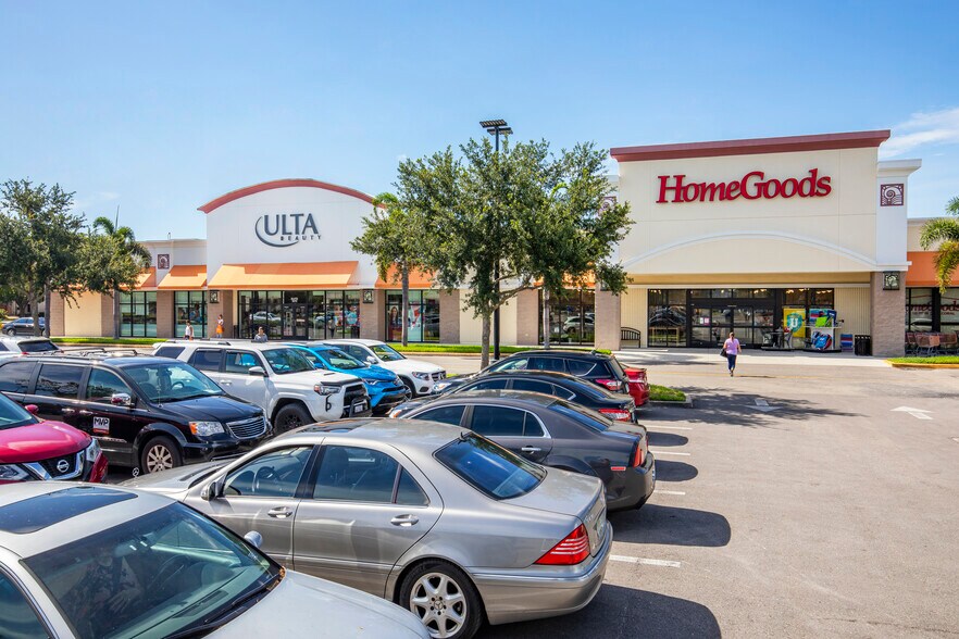 Primary Photo Of 2301 Del Prado Blvd S, Cape Coral Unknown For Lease