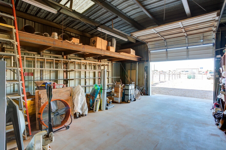 More Photos Of 6811 M.l. King Jr. Boulevard, Lubbock Industrial For Sale