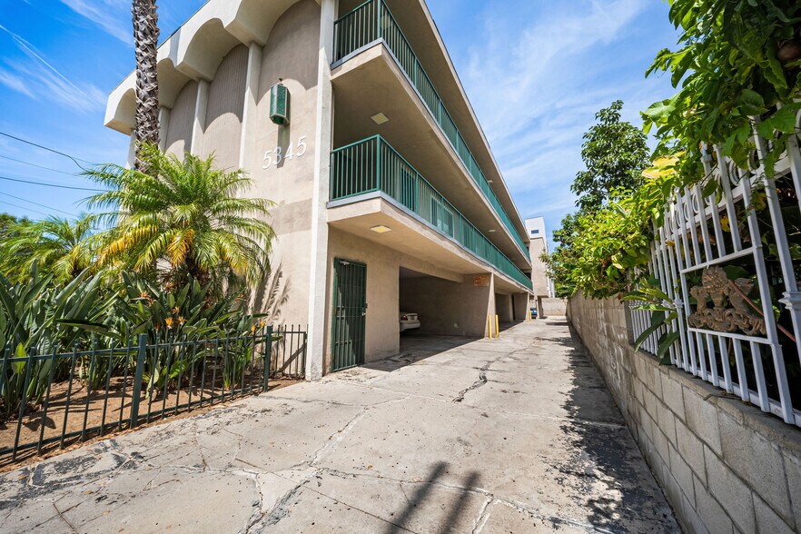 More Photos Of 5345 La Mirada Ave, Los Angeles Apartments For Sale