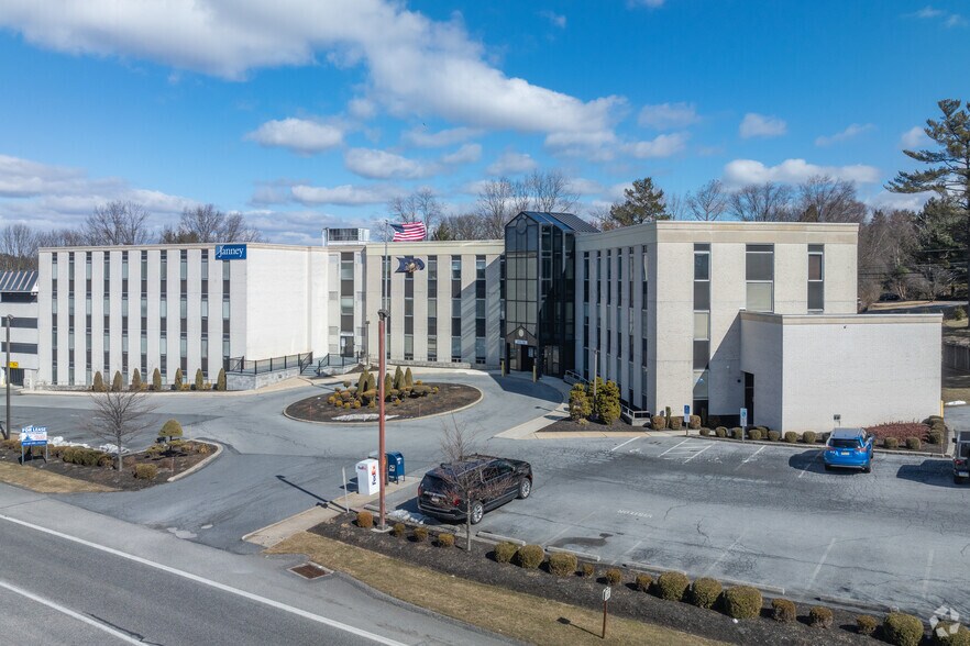 Primary Photo Of 20 Erford Rd, Lemoyne Medical For Lease