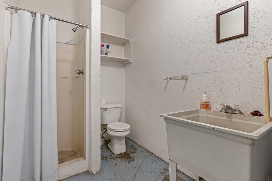 More Photos Of TBD E Marshall st @ Roberts St, Gilmer Light Manufacturing For Lease