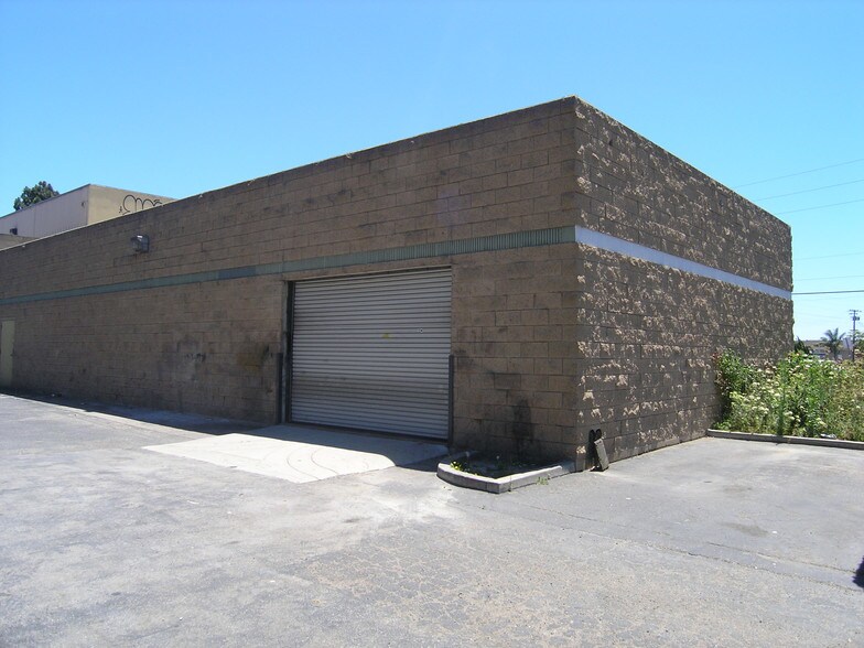 More Photos Of 3959 E Main St, Ventura Storefront For Lease