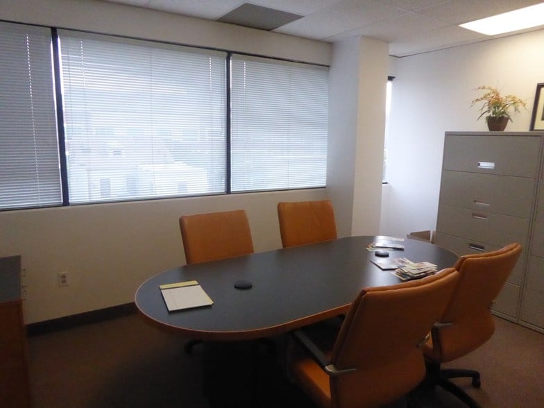 More Photos Of 100 Bayard St, New Brunswick Office For Lease