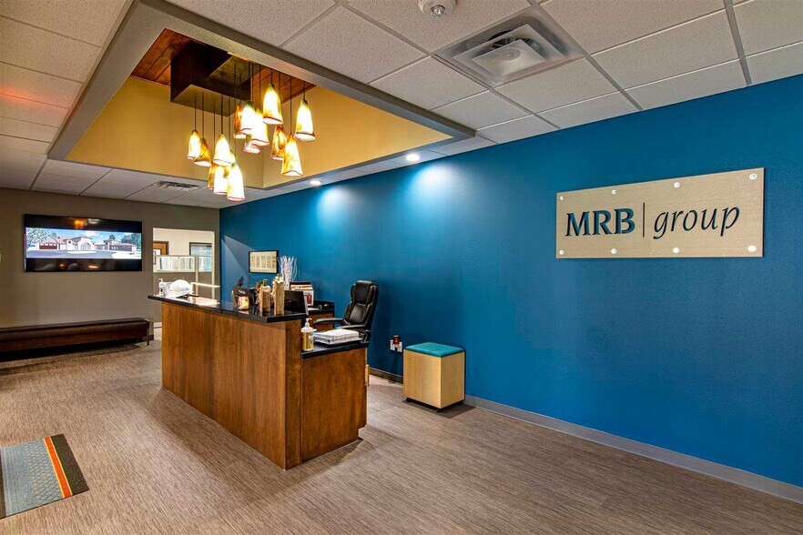 More Photos Of 303 W Calhoun Ave, Temple Office For Sale