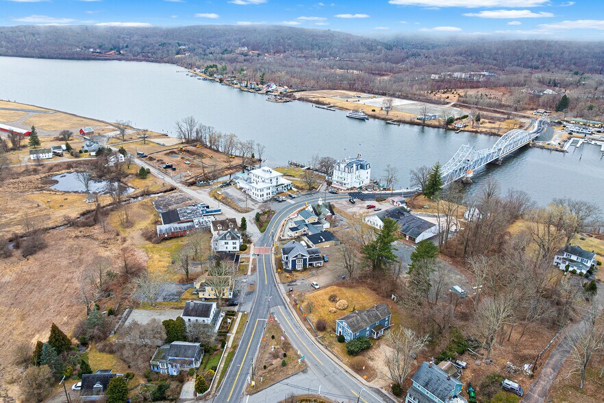 More Photos Of 2 Norwich Rd, East Haddam General Retail For Sale