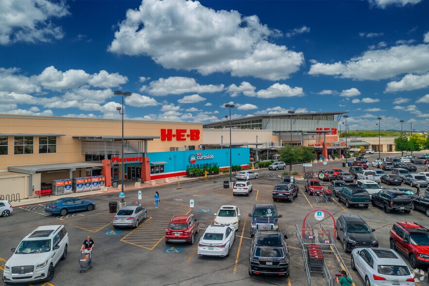 More Photos Of 24165 W IH-10, San Antonio Unknown For Lease
