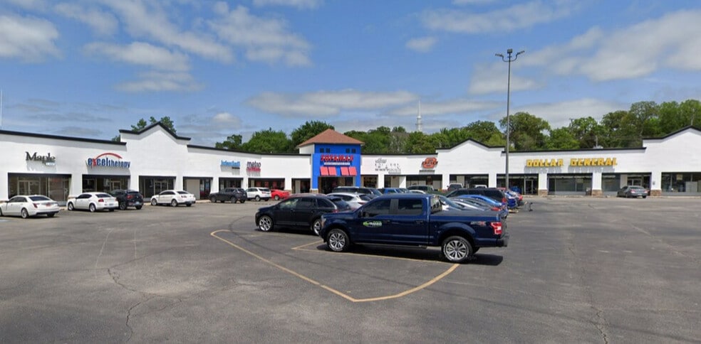 More Photos Of 406-546 Plaza Ct, Sand Springs Unknown For Lease