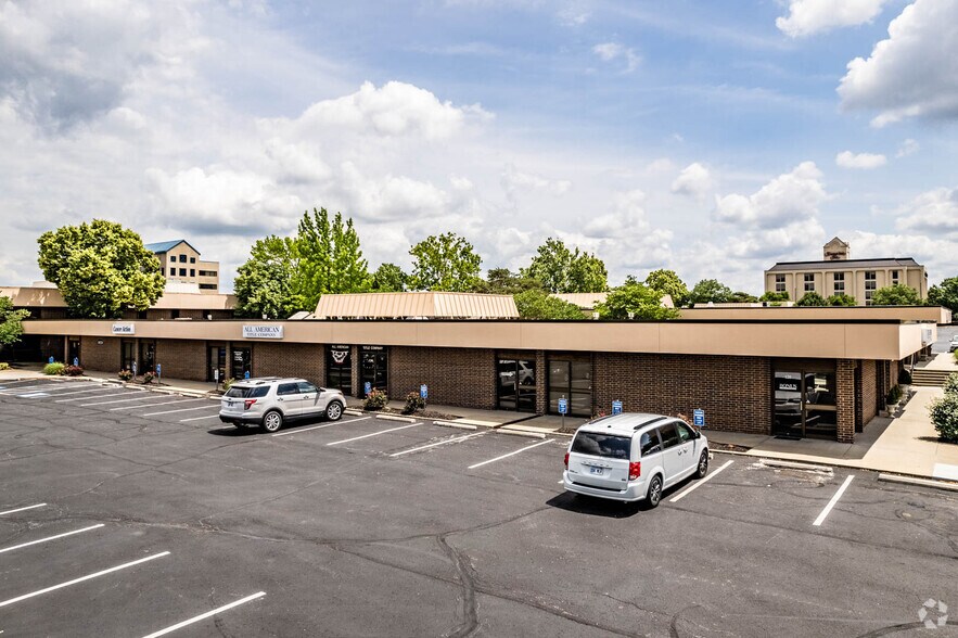 More Photos Of 10540 Barkley St, Overland Park Office For Lease