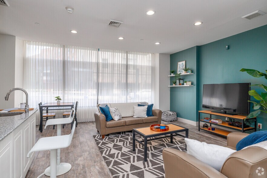 More Photos Of 19-21 Chenango St, Binghamton Apartments For Sale