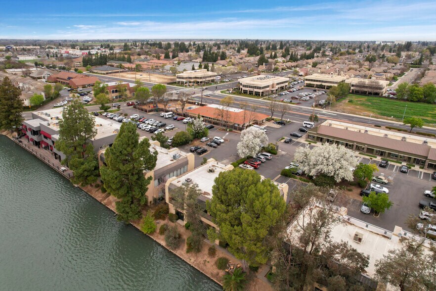 More Photos Of 1820 W Kettleman Ln, Lodi Office For Sale