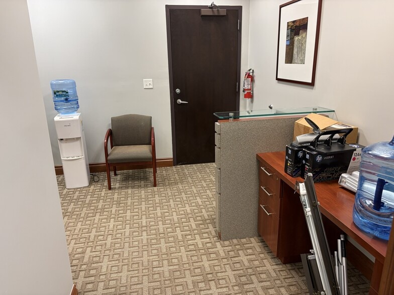 More Photos Of 1961 NW 150th Ave, Pembroke Pines Office For Lease