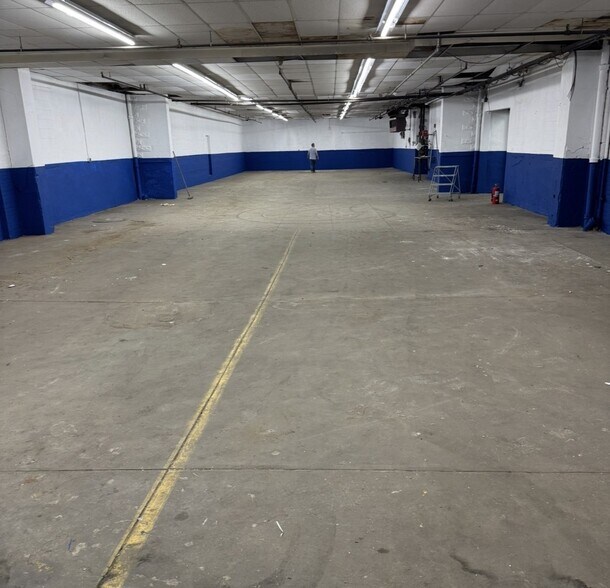 More Photos Of 100 W 7th St, Bayonne Manufacturing For Sale