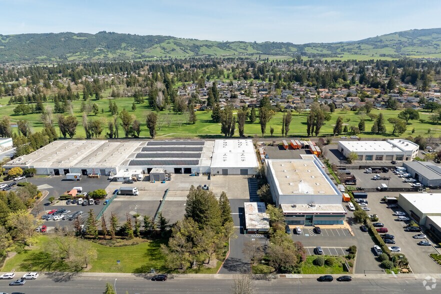 More Photos Of 210 Classic Ct, Rohnert Park Warehouse For Lease