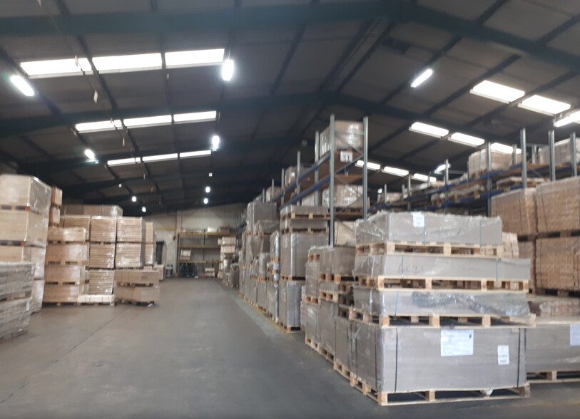 25 Mount Street St, Bradford, WYK BD4 8TA Industrial For Lease