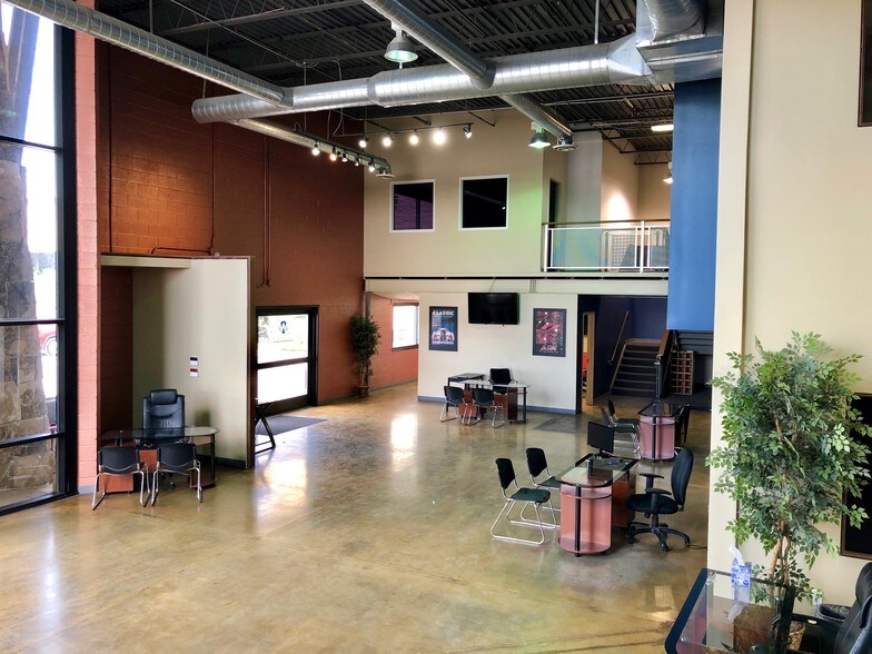 More Photos Of 847 North Pointe Cir, North Salt Lake Showroom For Sale
