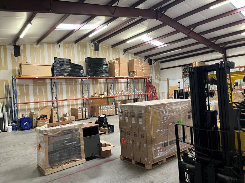 More Photos Of 4401 Bretton Ct NW, Acworth Distribution For Lease