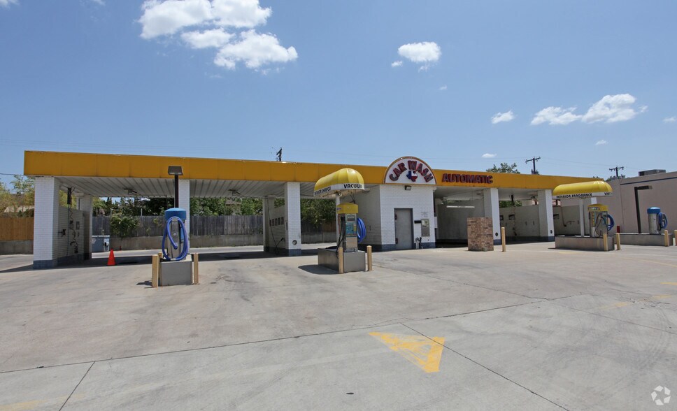 More Photos Of 6424 Denton Hwy, Watauga Carwash For Sale