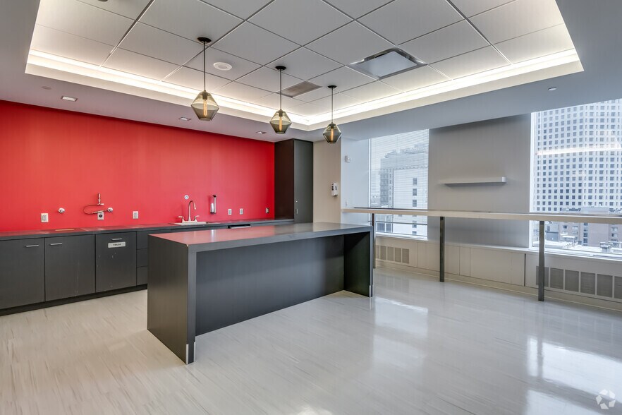 Photo of 11st Floor Ste 1101