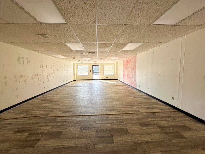 More Photos Of 4666-4678 Broad St, Sumter Restaurant For Sale