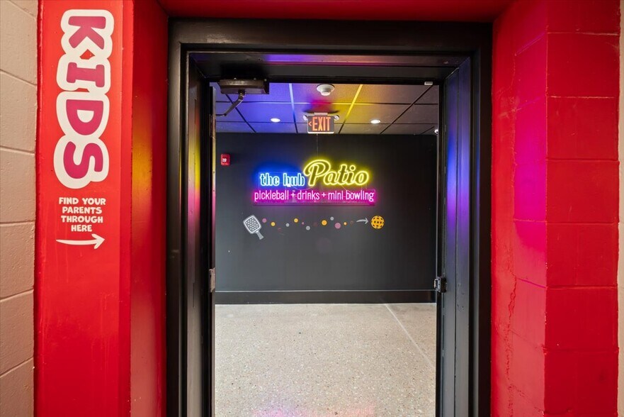 More Photos Of 7 S 4th St, Council Bluffs Health Club For Sale