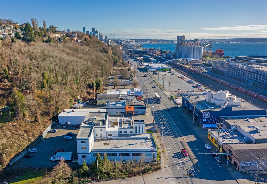 More Photos Of 1430-1438 Elliott Ave W, Seattle Warehouse For Lease