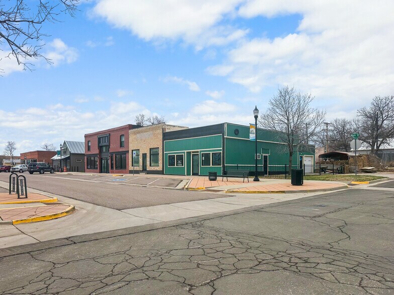 More Photos Of 333-339 Main St, Mead Storefront For Sale