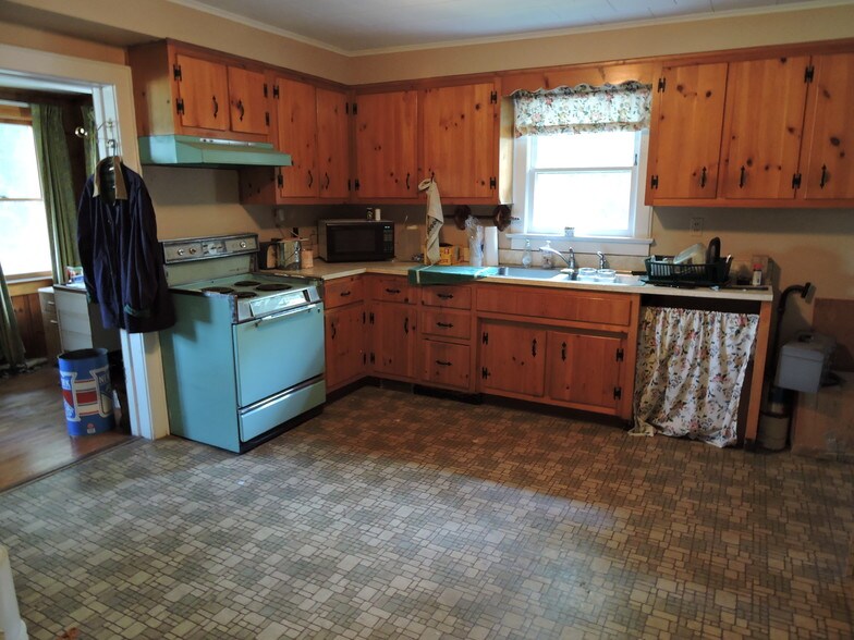 More Photos Of 67 US Highway 46, Budd Lake Storefront Retail Office For Sale