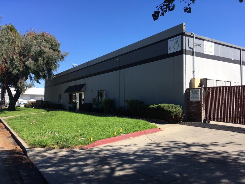 More Photos Of 23000 Connecticut St, Hayward Warehouse For Sale