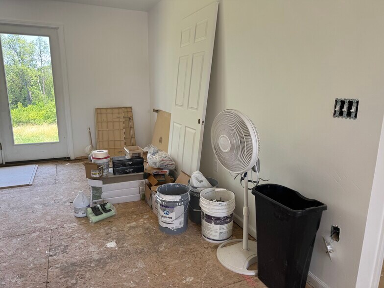 More Photos Of 13450 S Topeka Ave, Carbondale Apartments For Sale