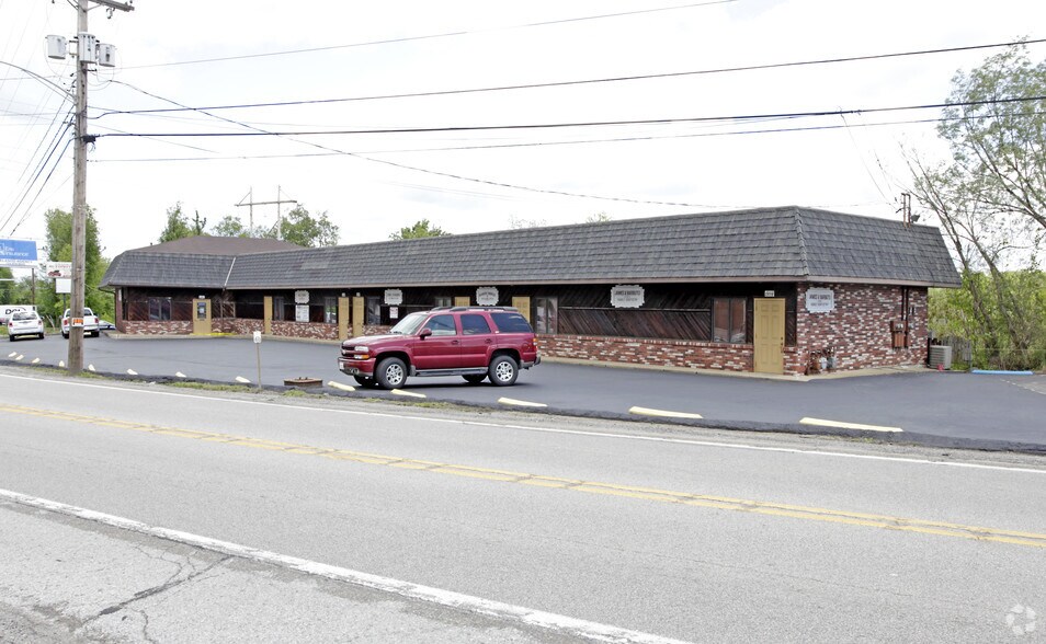 Primary Photo Of 2496 Brodhead Rd, Aliquippa Medical For Lease