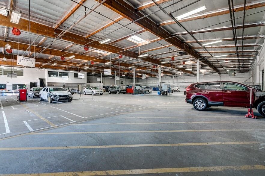 More Photos Of 1621 E Orangethorpe Ave, Fullerton Warehouse For Sale