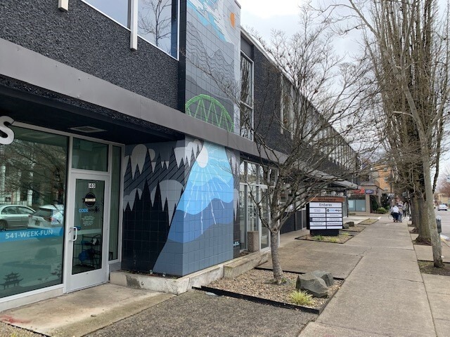 More Photos Of 200-228 E 11th Ave, Eugene Office Residential For Lease