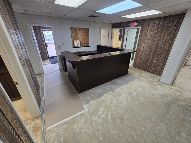 More Photos Of 101 N State Road 7, Margate Office For Lease