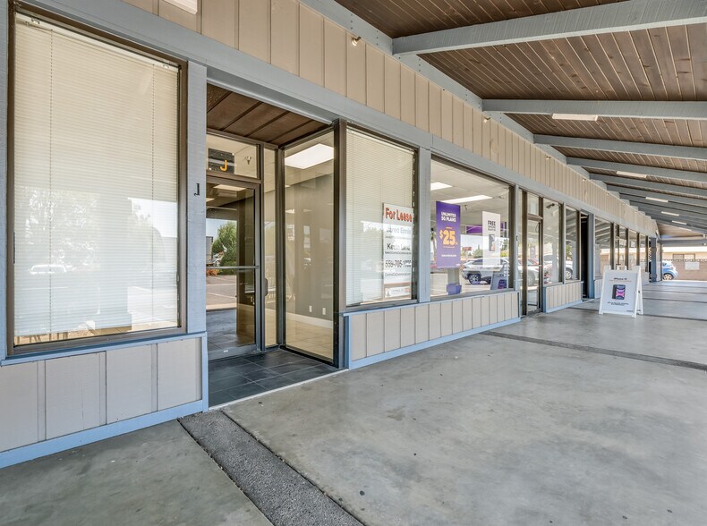 More Photos Of 820 N Alta Ave, Dinuba Unknown For Lease