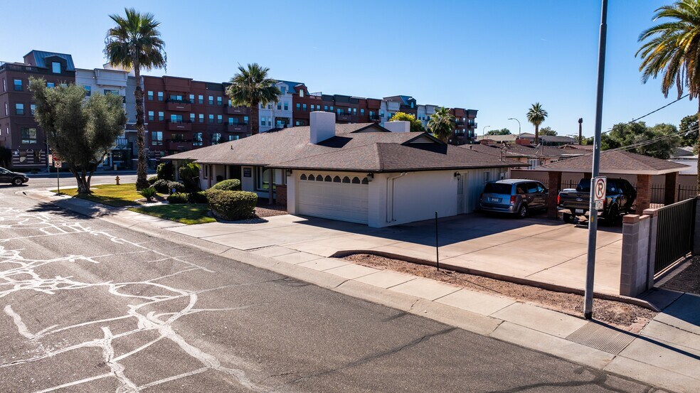 Primary Photo Of 200 N Nebraska St, Chandler Office For Sale