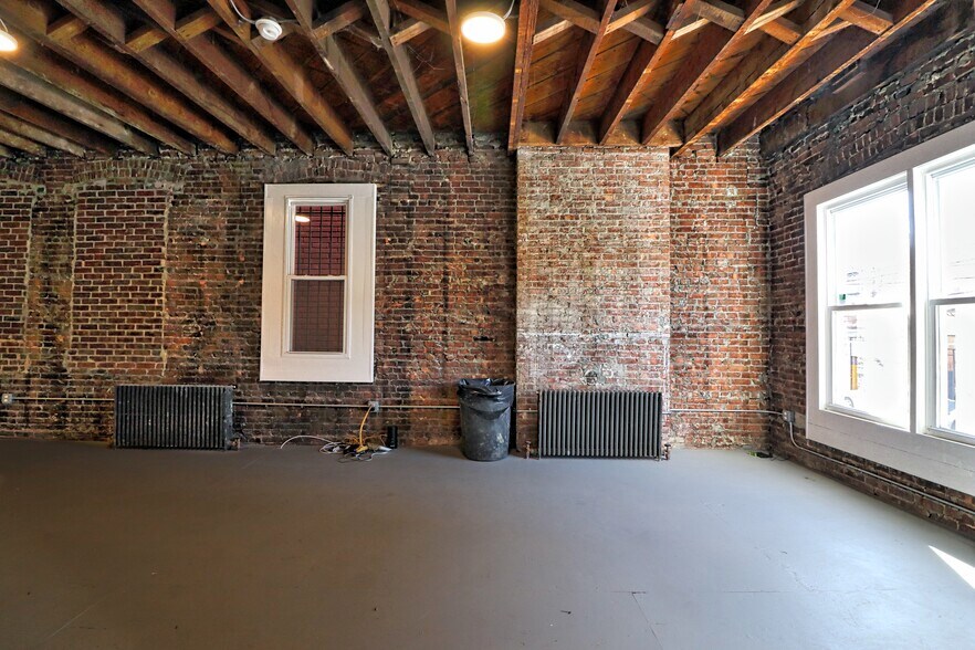 More Photos Of 94 School St, Yonkers Storefront Retail Residential For Sale