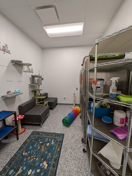 More Photos Of 16719 Balance Cv, Land O' Lakes Office For Sale