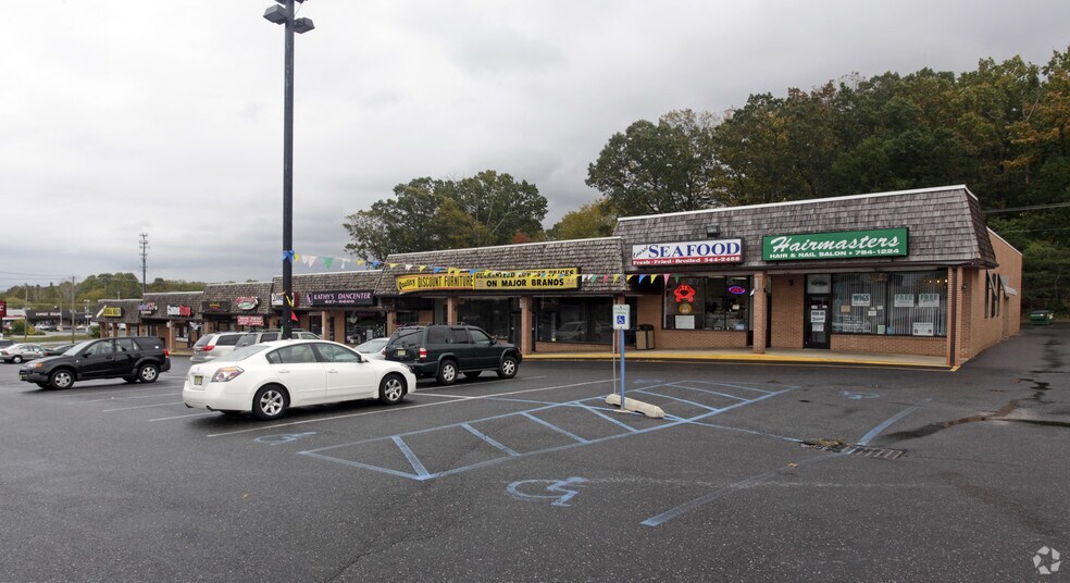 More Photos Of 2001 College Dr, Clementon Restaurant For Sale