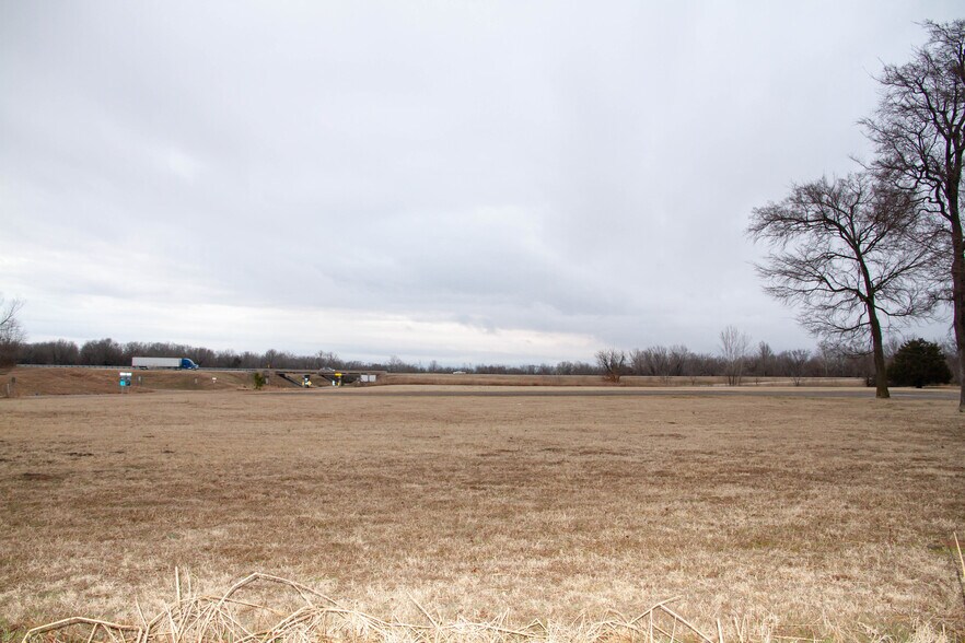More Photos Of 410175 E 1080 Rd, Checotah Land For Sale
