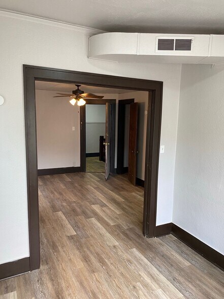 More Photos Of 301 21st St, Sioux City Apartments For Sale
