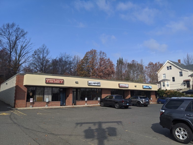 More Photos Of 551 Wolcott St, Waterbury Unknown For Lease