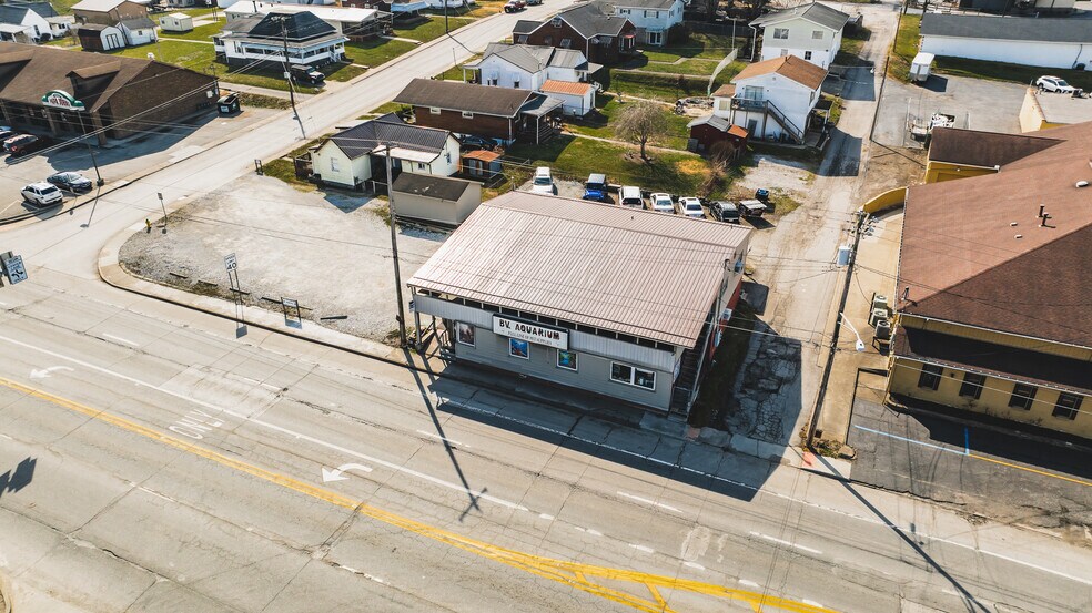 More Photos Of 2006 Camden Ave, Parkersburg Storefront Retail Residential For Sale