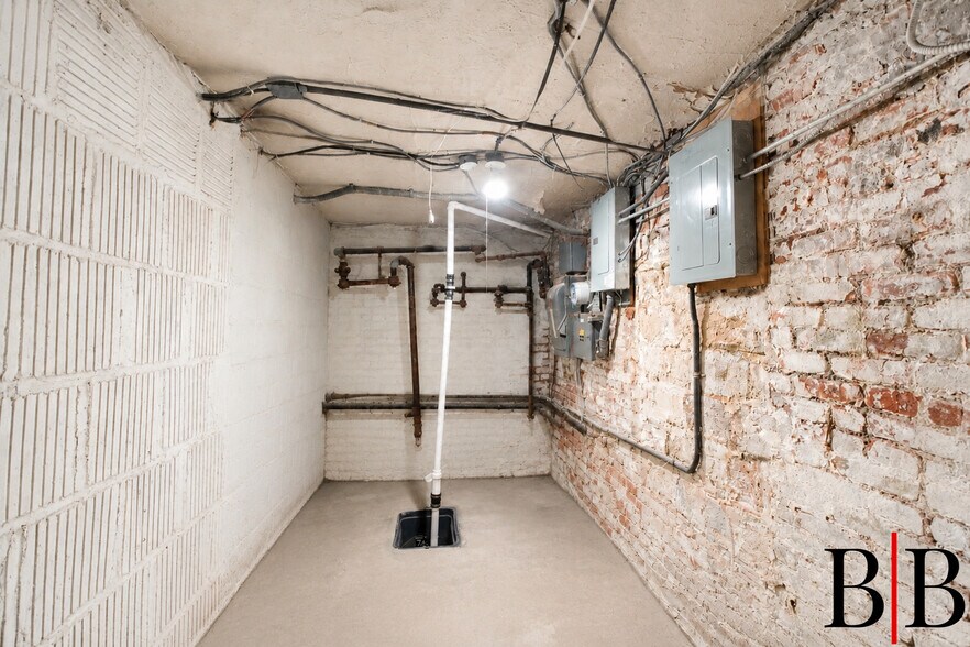 More Photos Of 967 Flatbush Ave, Brooklyn Storefront Retail Residential For Sale