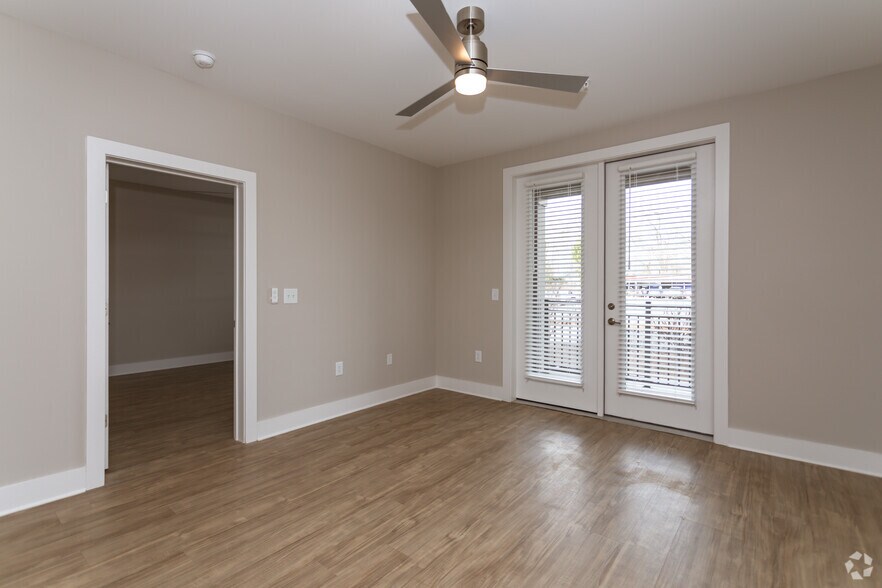 More Photos Of 222 S Main St, Mooresville Apartments For Lease