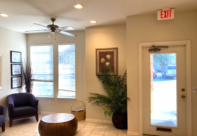 More Photos Of 1206 Bent Oaks Ct, Denton Medical For Lease