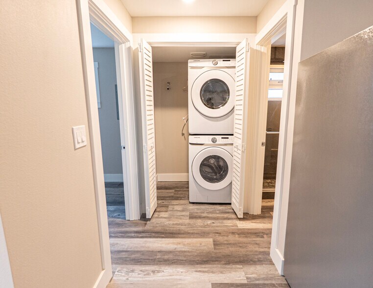 More Photos Of 3035 64th Ave SW, Seattle Apartments For Sale