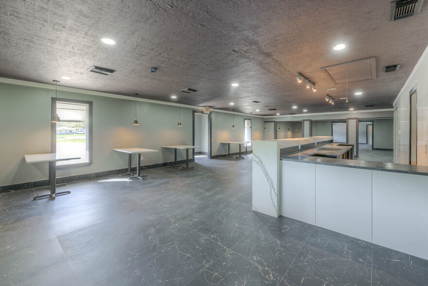 More Photos Of 6771 US Highway 59 S, Goodrich General Retail For Sale